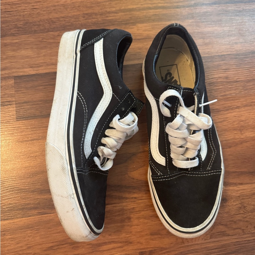 Vans Black and White Old Skool Sneakers - Picture 1 of 7